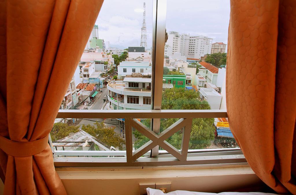 Sun Flower Hotel Nha Trang Eksteriør billede