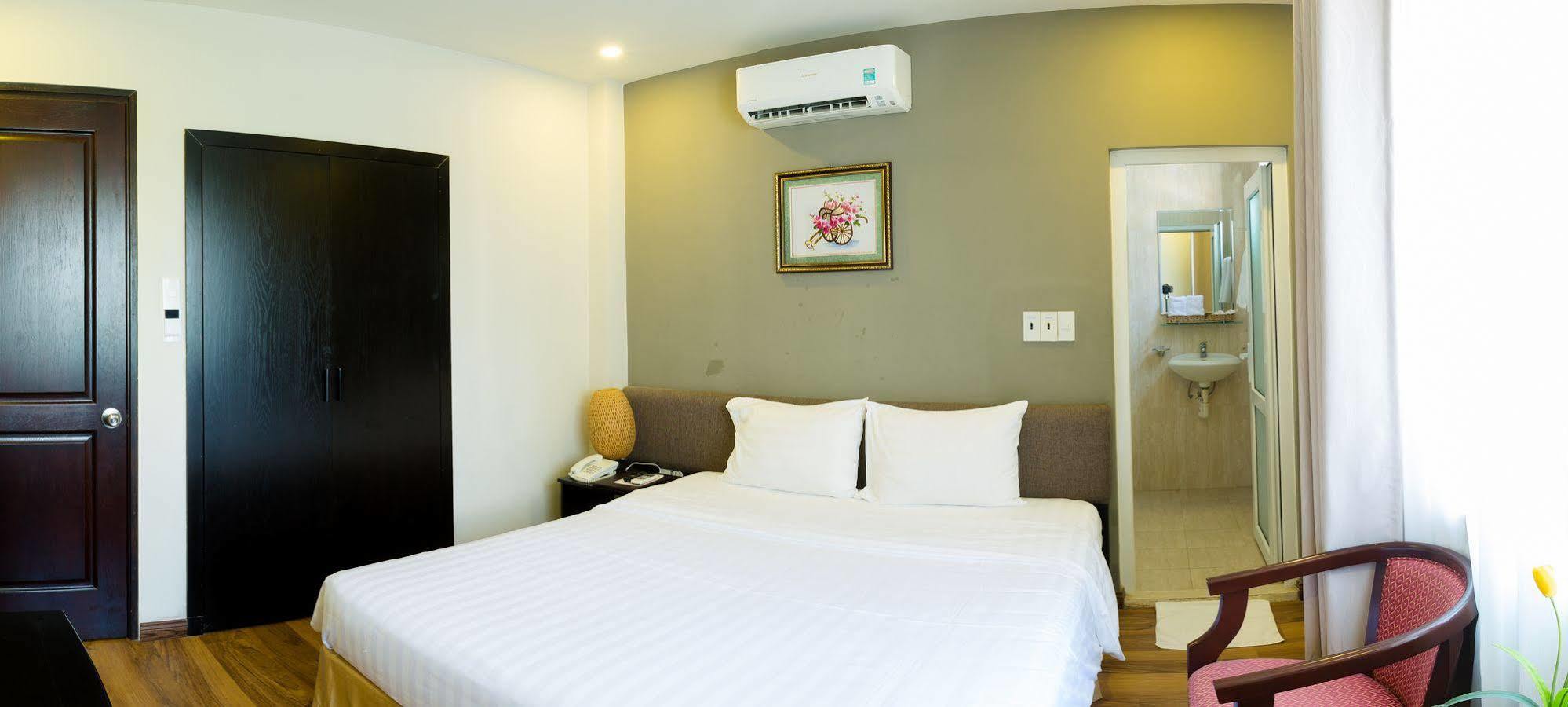 Sun Flower Hotel Nha Trang Eksteriør billede
